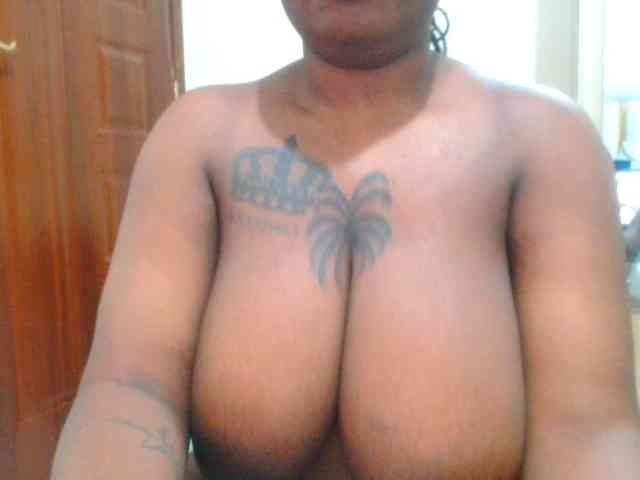bustymelons69 webcam