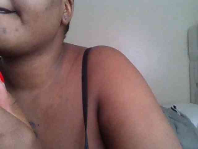 bustymelons69 webcam