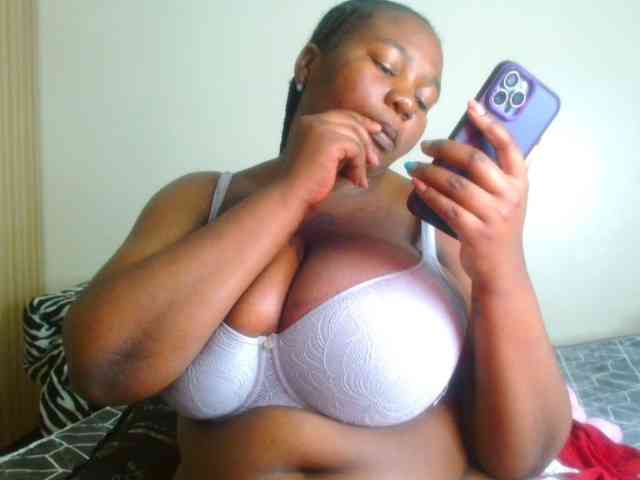 bustymelons69 webcam