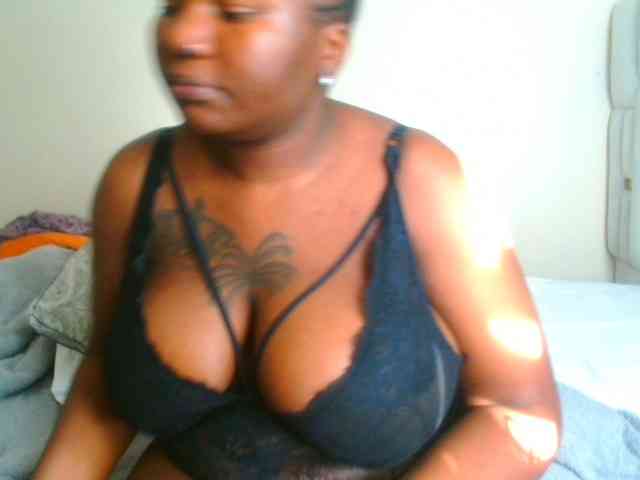 bustymelons69 webcam