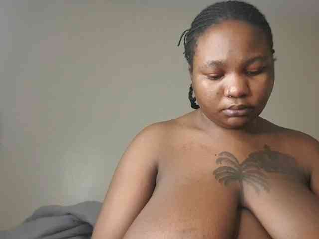 bustymelons69 webcam