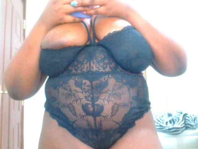 bustymelons69 webcam
