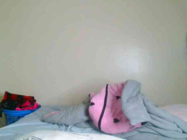 bustymelons69 webcam