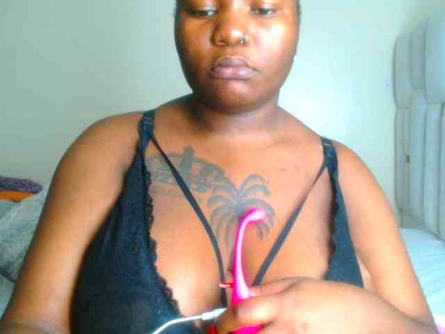 bustymelons69 webcam