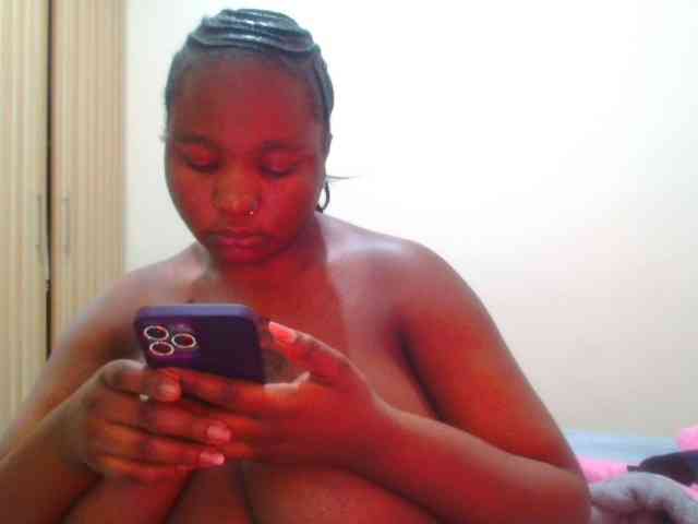 bustymelons69 webcam