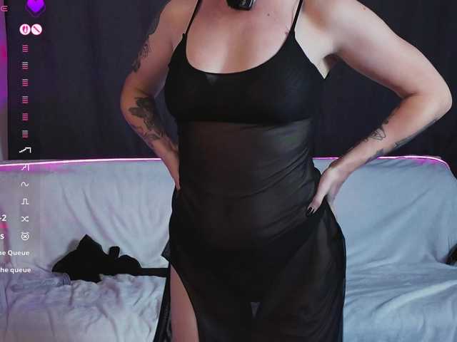 LilyBellee live cam