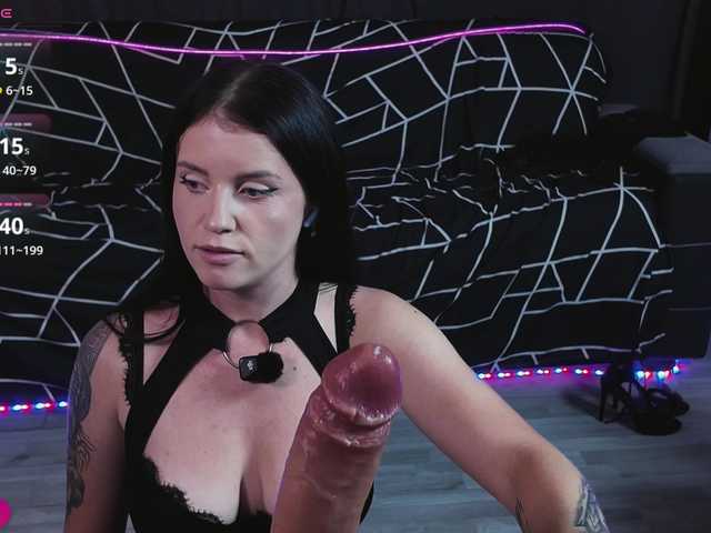 LilyBellee live cam on BongaCams