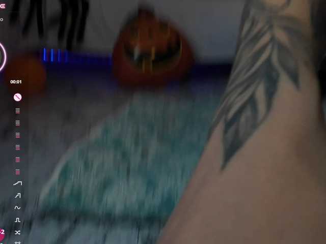 Lilybellee live cam