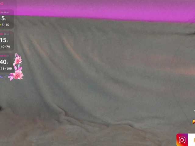 LilyBellee live cam on BongaCams