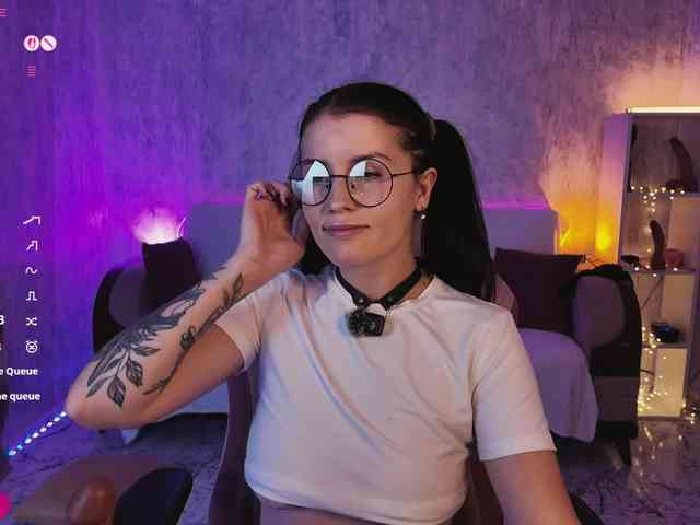 LilyBellee LilyBellee