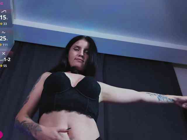 Model: LilyBellee