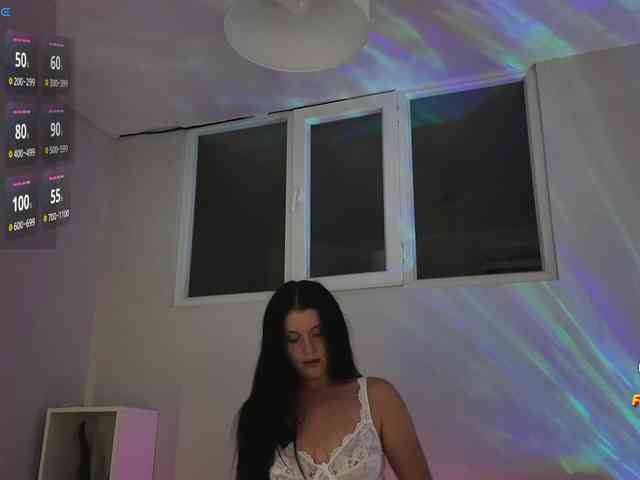 LilyBellee webcam