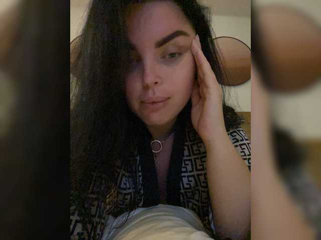 le modèle MissBooobs est en webcam porno dans un show sur le site bongacams, il possède les tags suivants: White/Caucasian,Brunette,Shaved