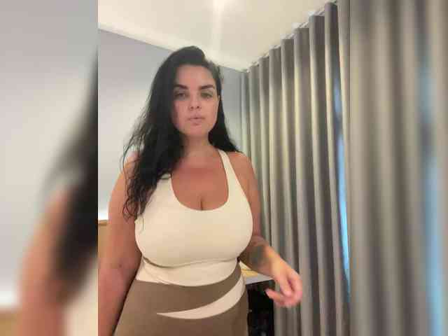 MissBooobs webcam