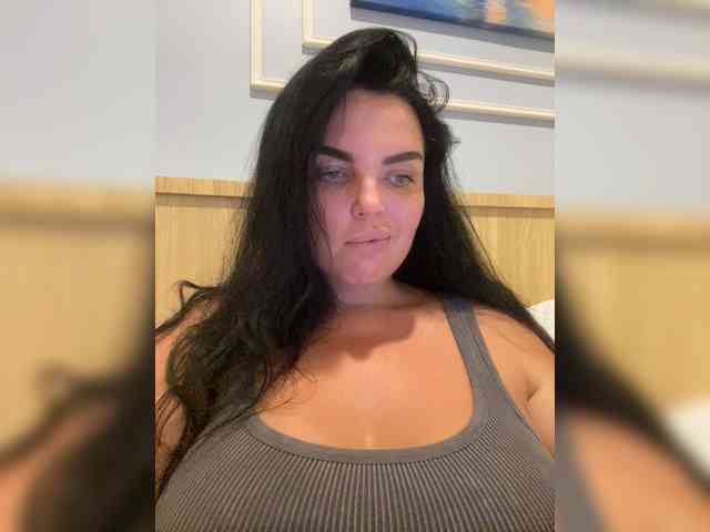 MissBooobs webcam