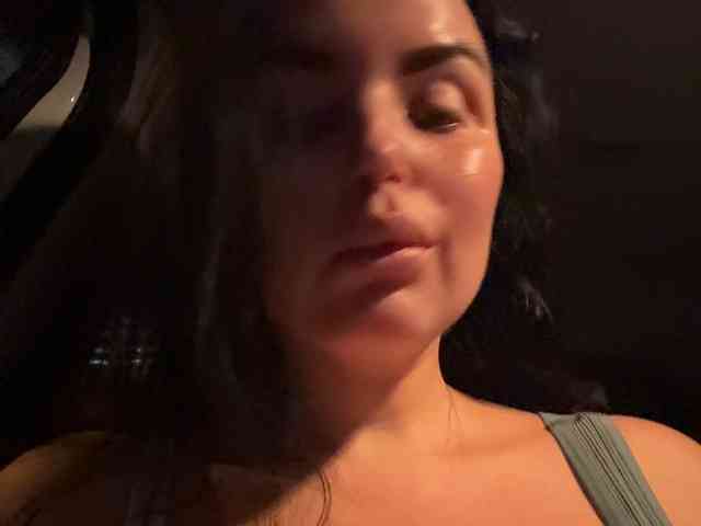 MissBooobs webcam