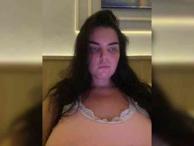 MissBooobs webcam