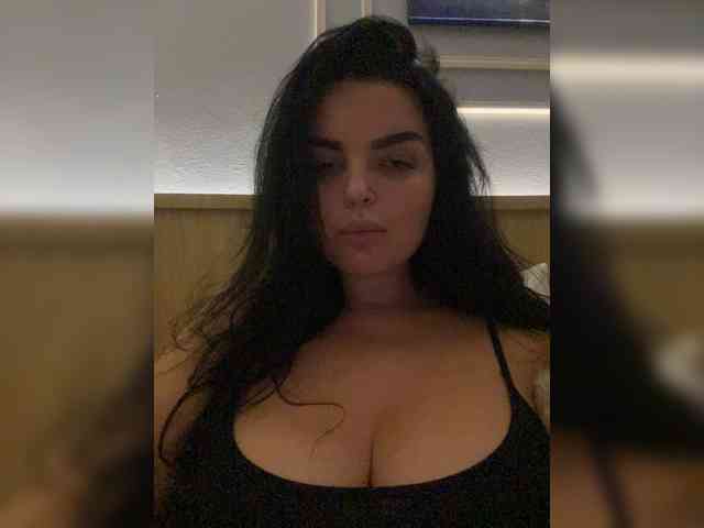 MissBooobs webcam