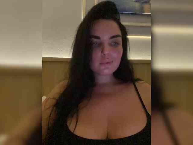 Модель: MissBooobs