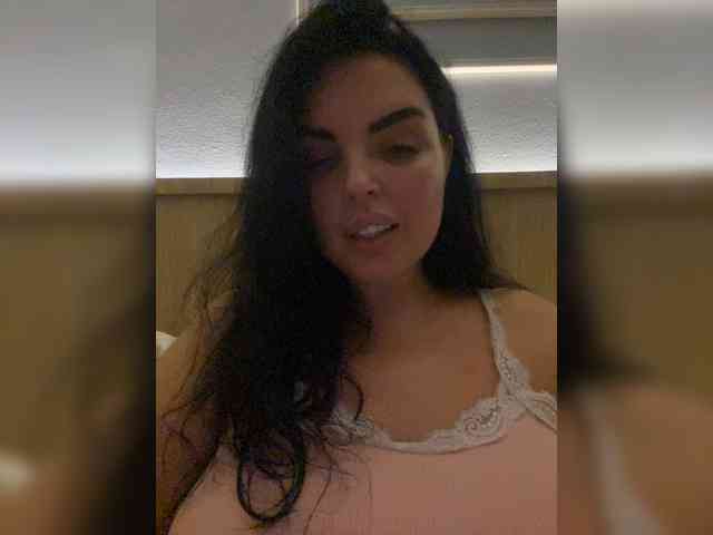 MissBooobs webcam