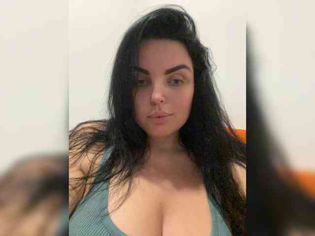 MissBooobs webcam