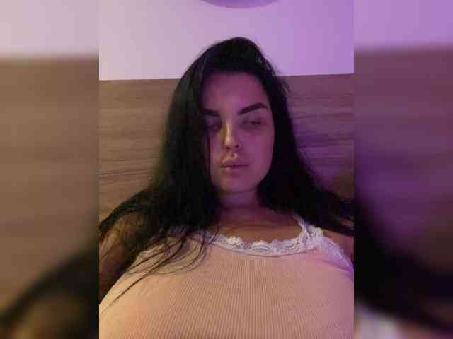 MissBooobs webcam
