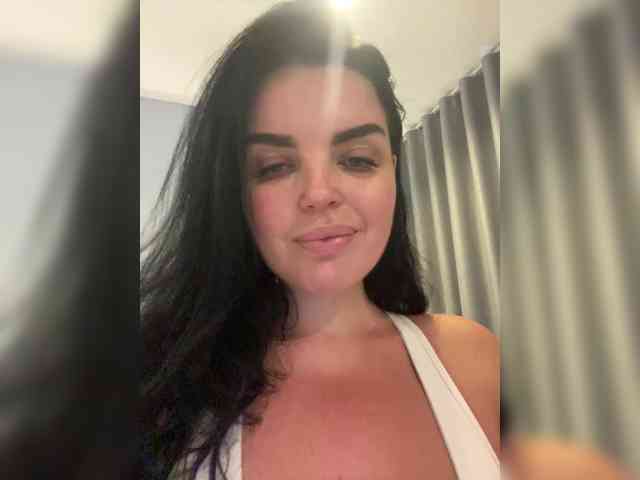 MissBooobs webcam