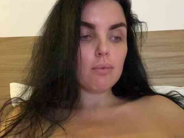 MissBooobs webcam