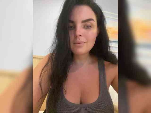 MissBooobs webcam