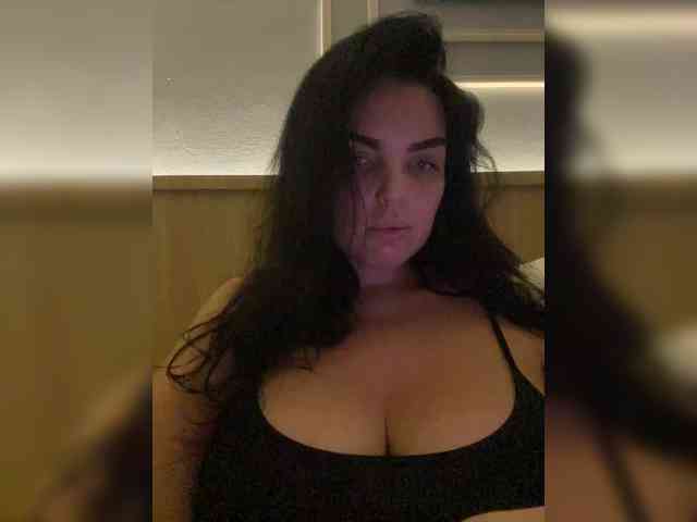 MissBooobs webcam