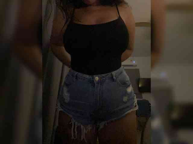 MissBooobs webcam