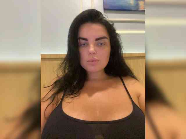 MissBooobs webcam