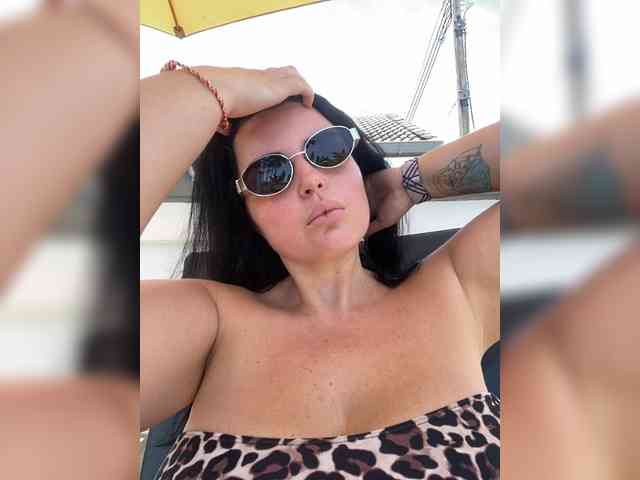 MissBooobs webcam