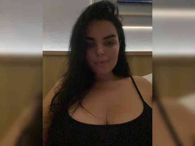 MissBooobs webcam