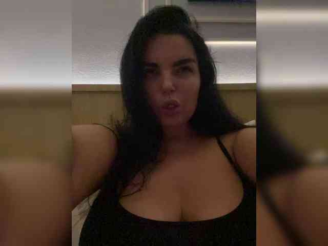 MissBooobs webcam