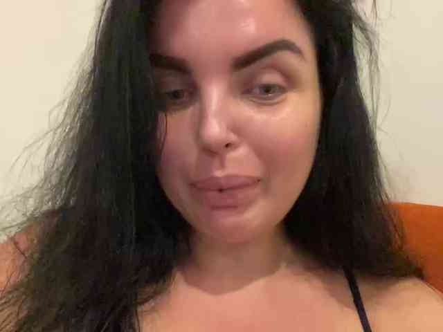 MissBooobs webcam