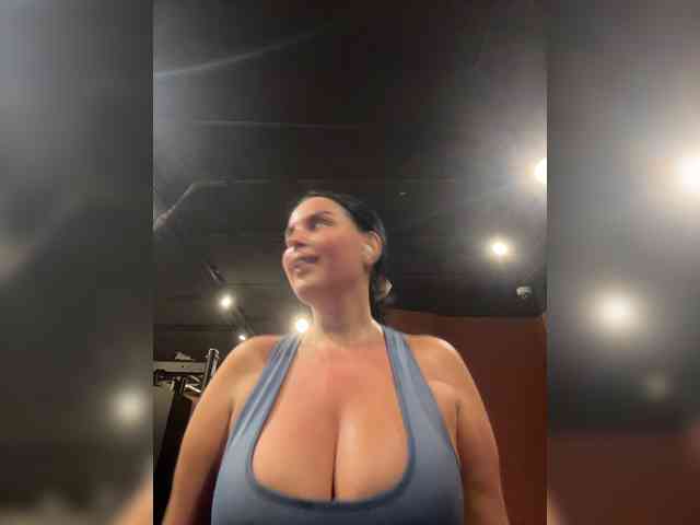 MissBooobs