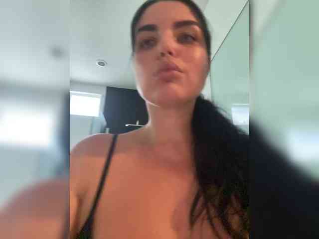 MissBooobs webcam