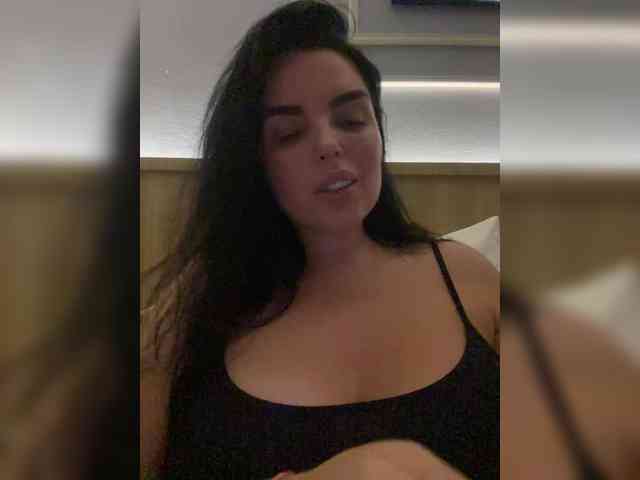 MissBooobs webcam