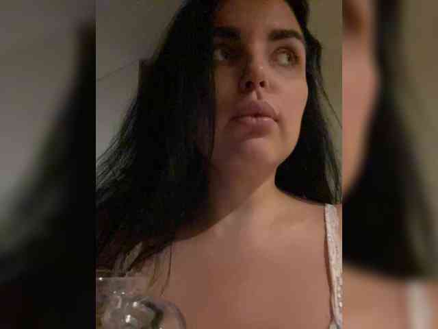 MissBooobs webcam