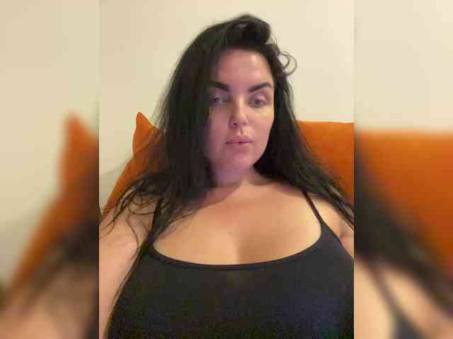 MissBooobs webcam