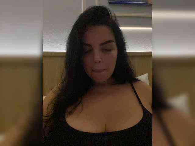 MissBooobs webcam