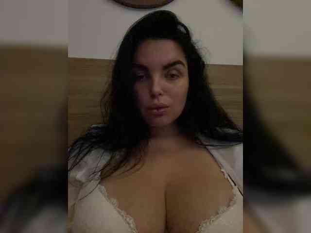 MissBooobs webcam