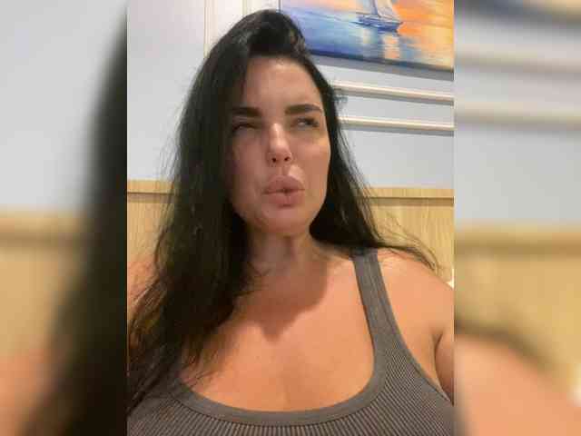 MissBooobs webcam