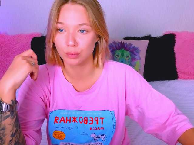 WhiteSoul live cam on BongaCams