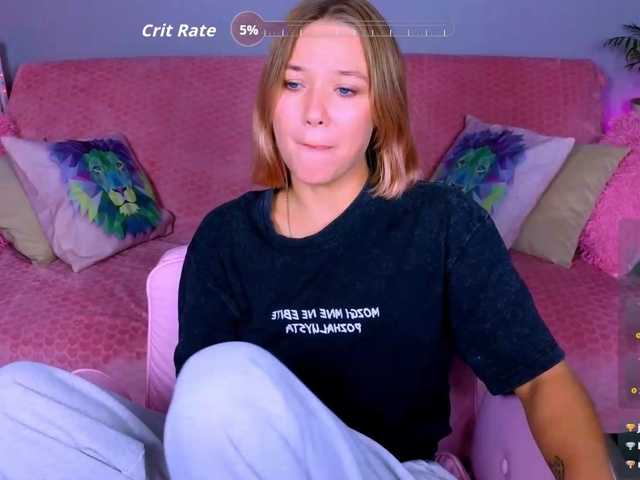 WhiteSoul — live female cam