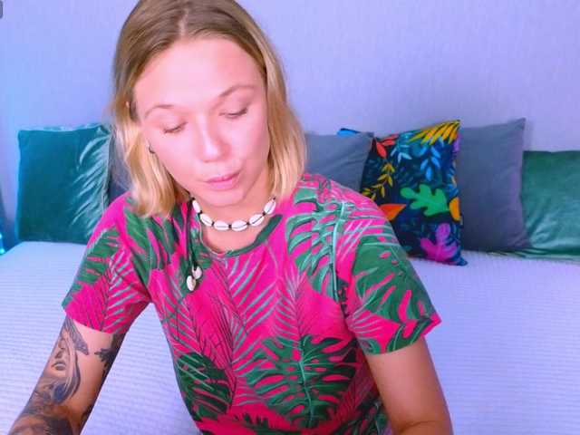 WhiteSoul live cam on BongaCams