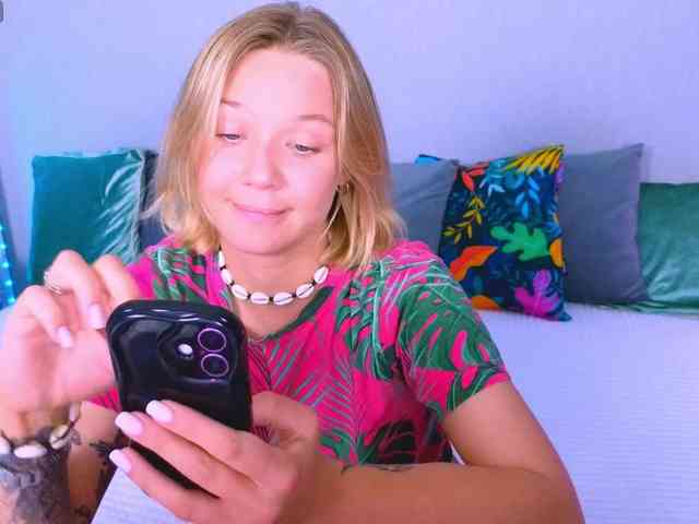 WhiteSoul webcam