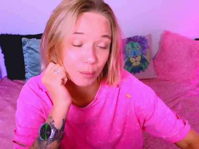 WhiteSoul webcam