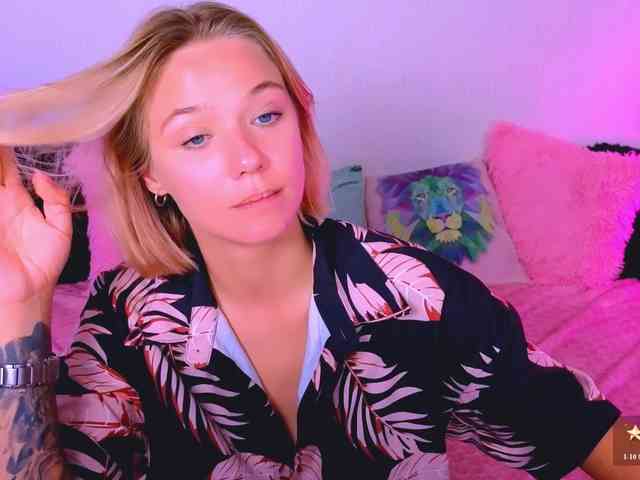 WhiteSoul webcam